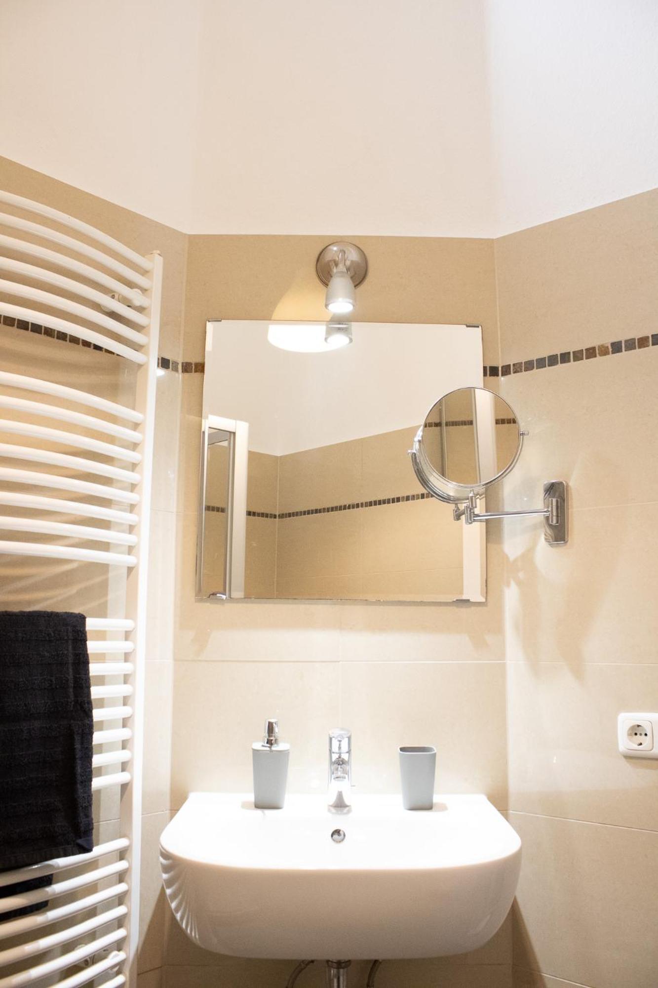 Apartment Wiesbaden Mitte, Zentral Am Park, Congresscenter 5 Min, Bahnhof 10Min Экстерьер фото
