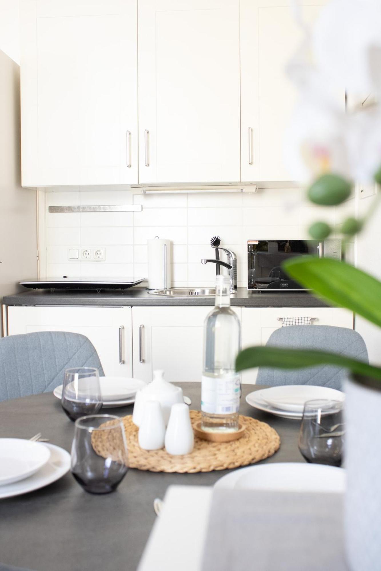 Apartment Wiesbaden Mitte, Zentral Am Park, Congresscenter 5 Min, Bahnhof 10Min Экстерьер фото